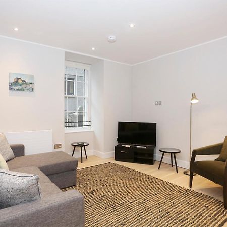 Ferienwohnung Joivy Modern And Airy Flat On The Historic Royal Mile EDI Exterior foto