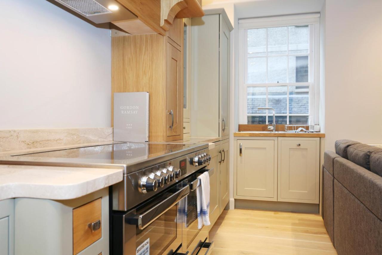 Ferienwohnung Joivy Modern And Airy Flat On The Historic Royal Mile EDI Exterior foto