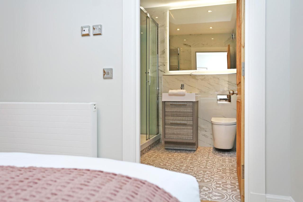 Ferienwohnung Joivy Modern And Airy Flat On The Historic Royal Mile EDI Exterior foto