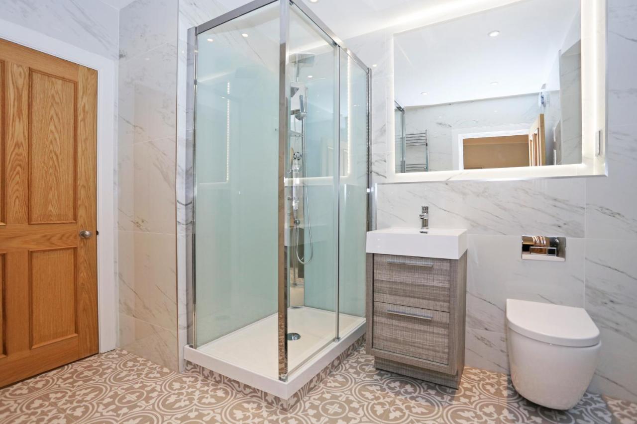 Ferienwohnung Joivy Modern And Airy Flat On The Historic Royal Mile EDI Exterior foto