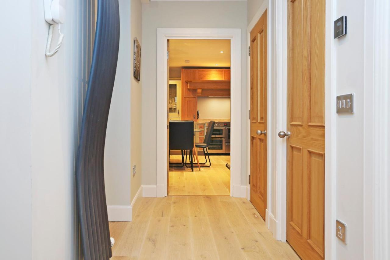 Ferienwohnung Joivy Modern And Airy Flat On The Historic Royal Mile EDI Exterior foto