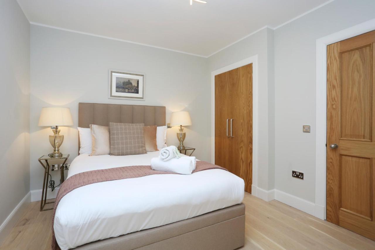 Ferienwohnung Joivy Modern And Airy Flat On The Historic Royal Mile EDI Exterior foto
